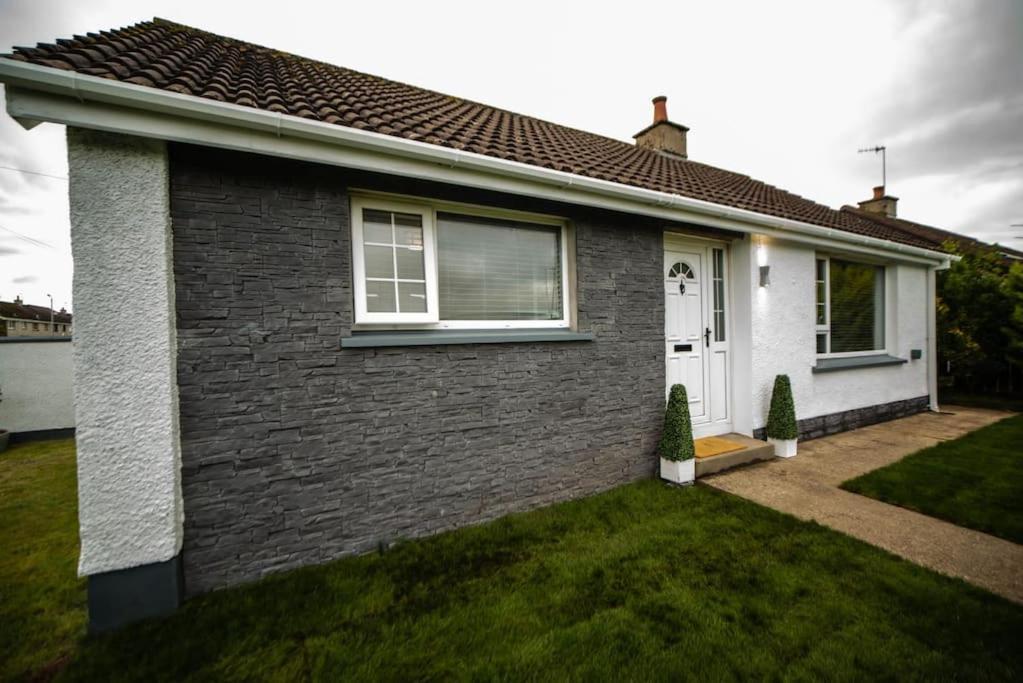 Binevenagh View, Magilligan Holiday Let Limavady Exterior photo